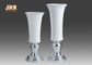 Weißes Fiberglas-Boden-Vasen Homewares-Ziergegenstand-Blattsilber-füßige Tabellen-Vasen
