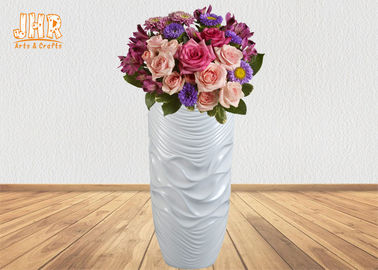 Fiberglas-Boden-Vasen des gewellten Profils glatte weiße für die künstlichen Anlagen 3-teilig